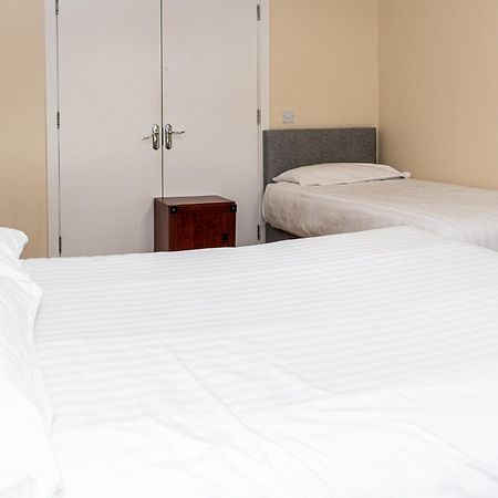 Aisling Guest House Ашборн Экстерьер фото