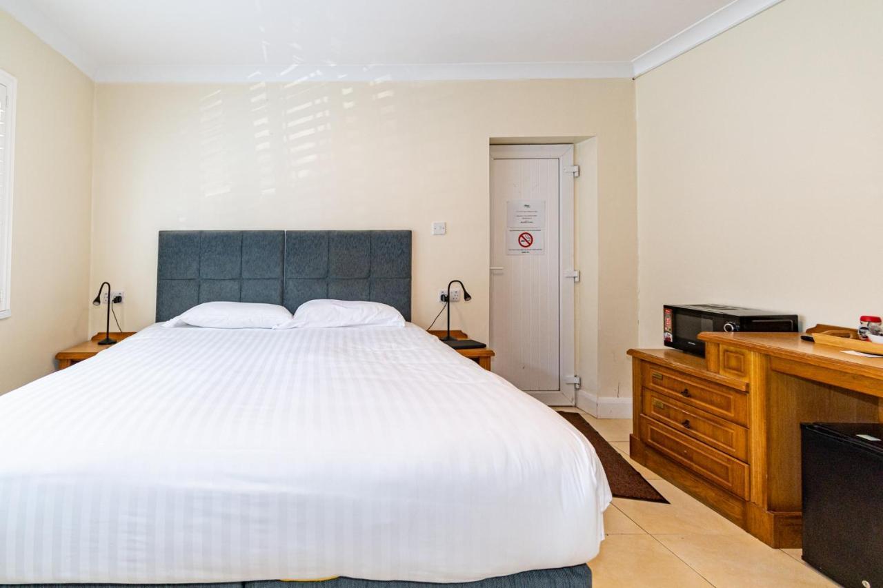Aisling Guest House Ашборн Экстерьер фото